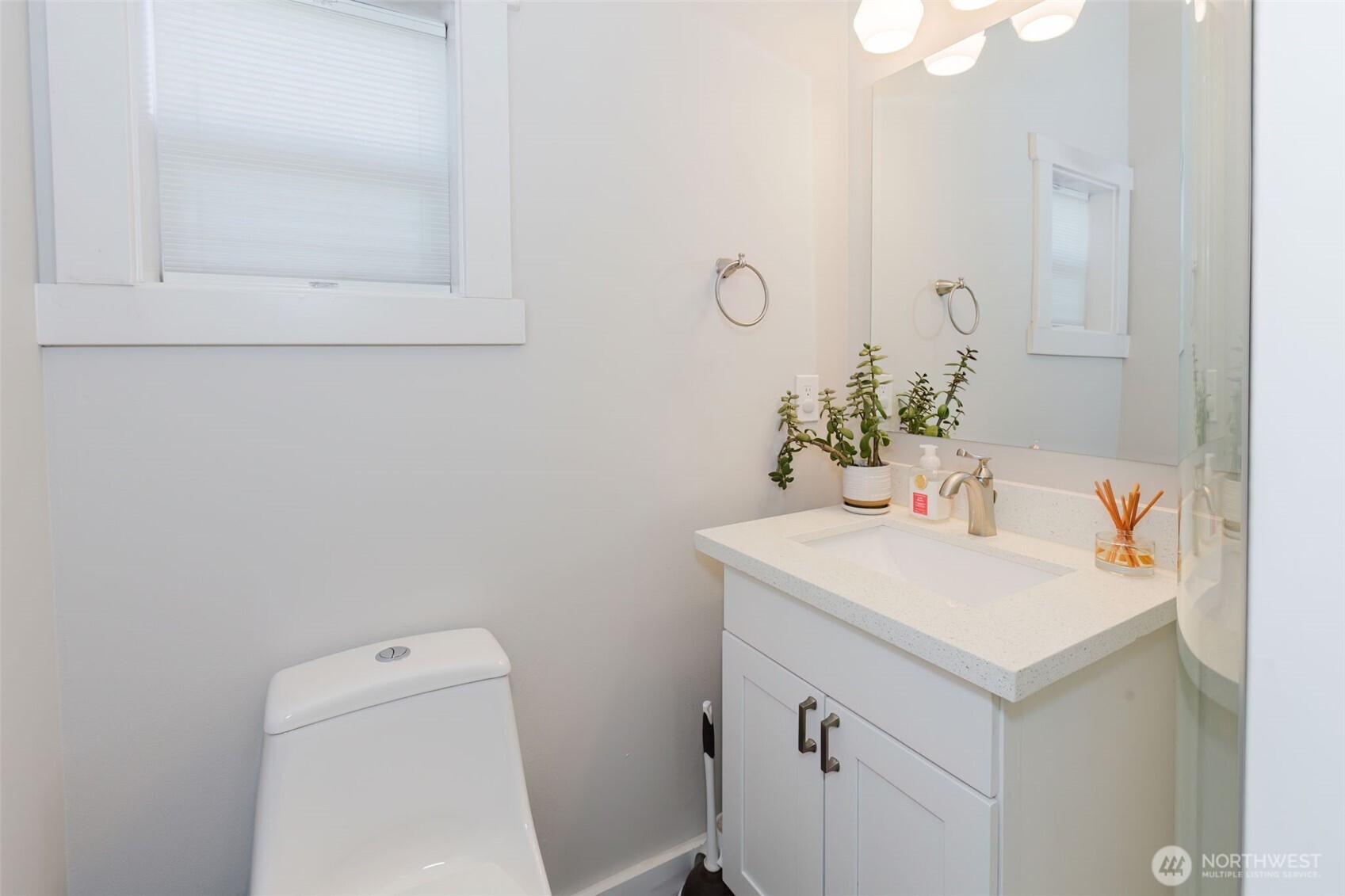 3032 South Dawson Street Seattle, WA 98108 - Photo 18 of 36