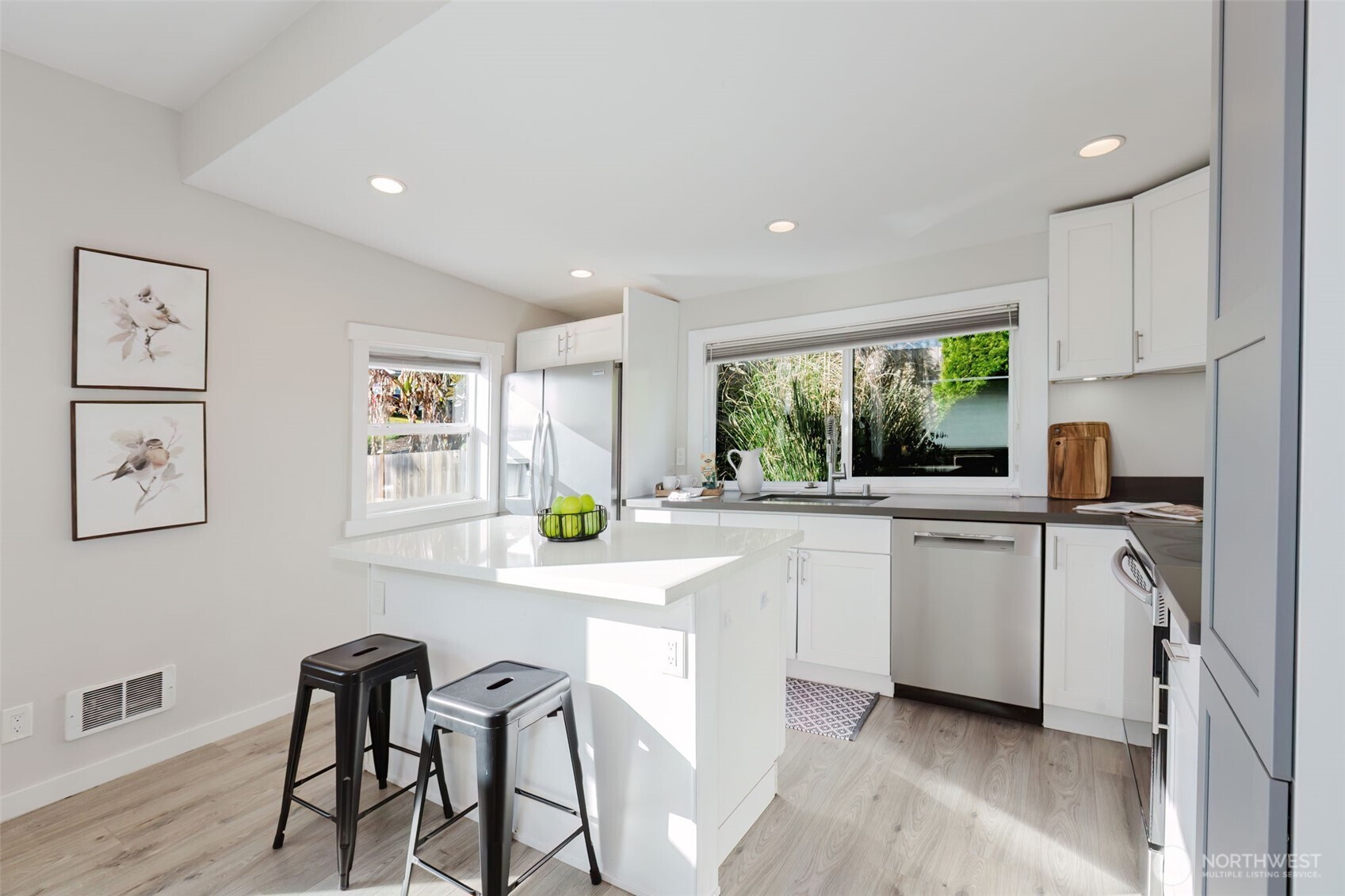 3032 South Dawson Street Seattle, WA 98108 - Photo 4 of 36