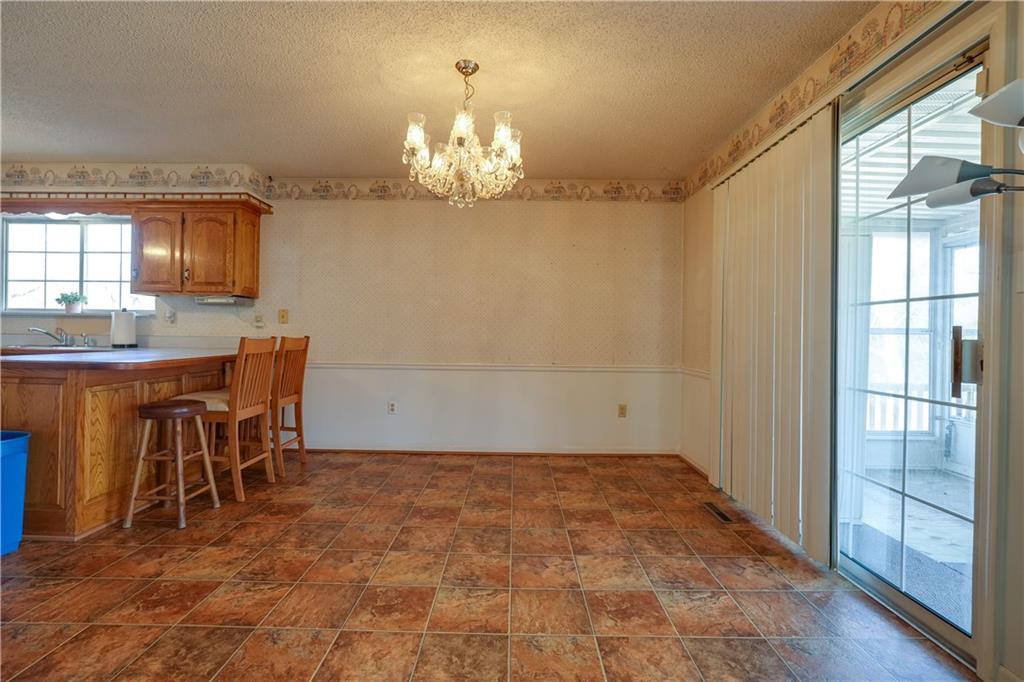 1225 Berry Road Independence, MO 64057 - Photo 20 of 49