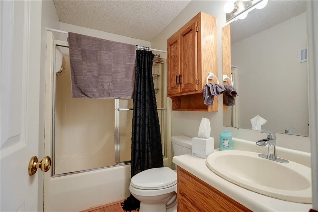 1225 Berry Road Independence, MO 64057 - Photo 21 of 49