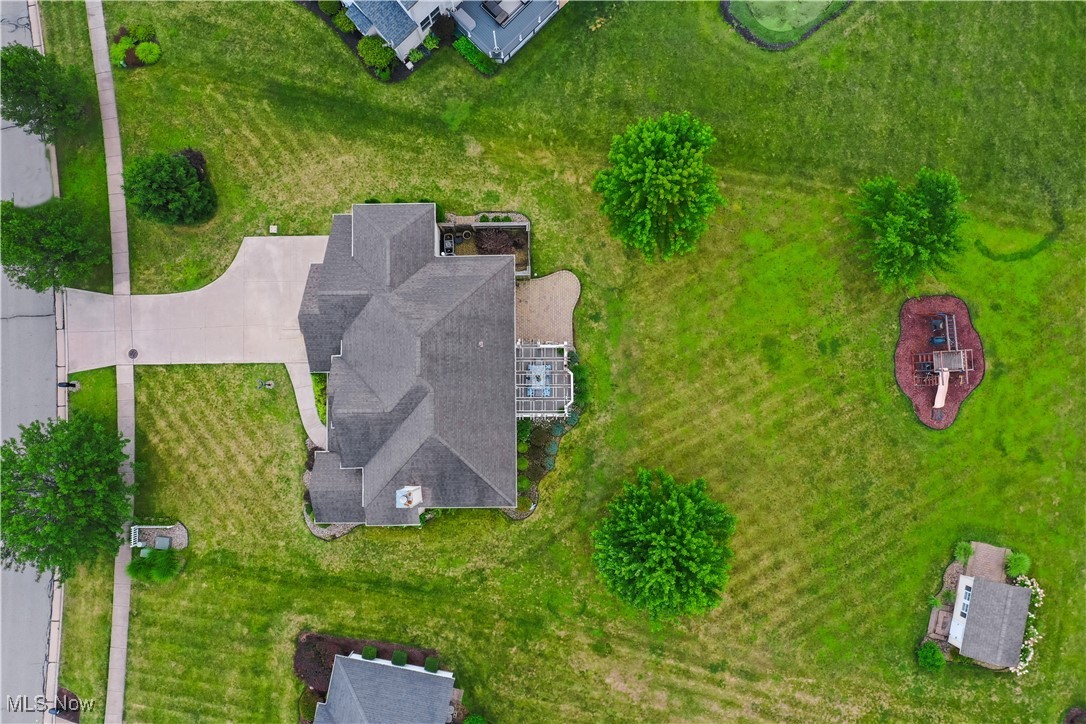 2251 Timber Ridge Trail Streetsboro, OH 44241 - Photo 11 of 48 Drone / aerial view