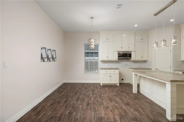 $2,700 | 16729 East Mccullar Court, Harlingen, TX 78552