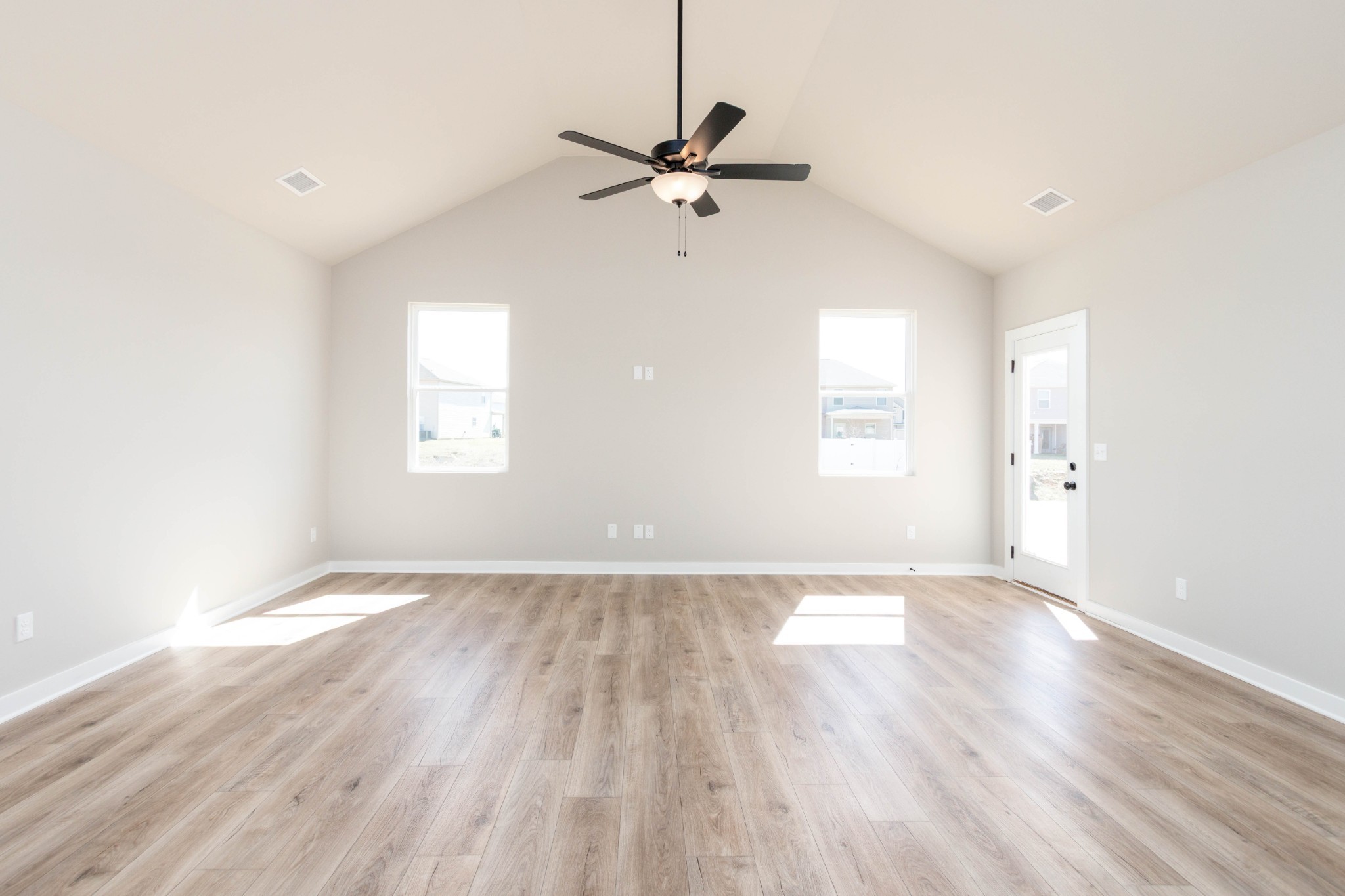 78 Brady Estates Murfreesboro, TN 37127 - Photo 7 of 34