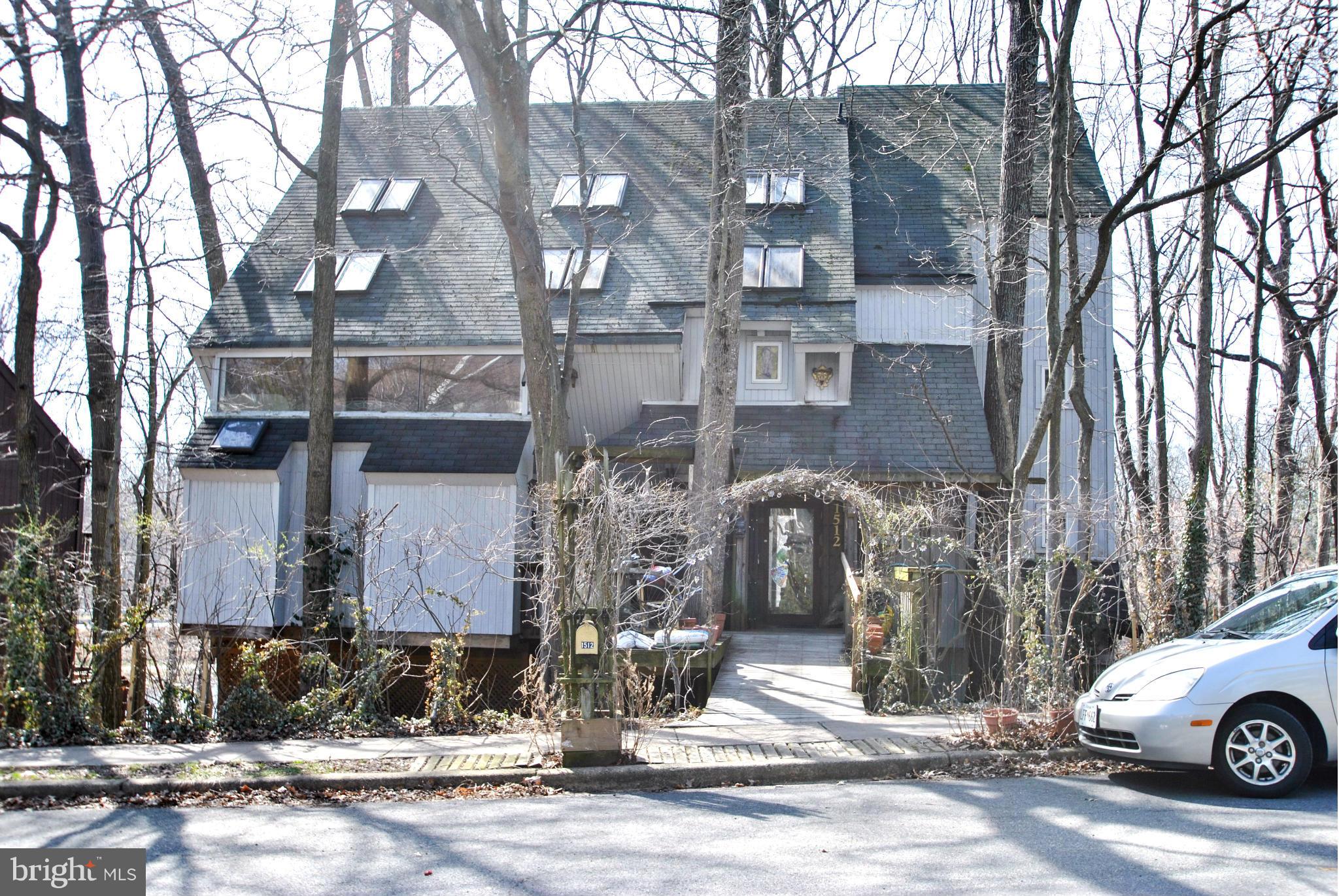 1512 Inlet Court Reston, VA 20190 - Photo 1 of 12 Exterior (Front)