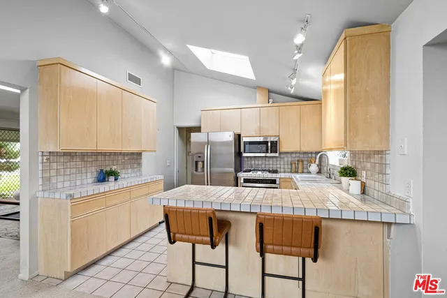 $1,549,000 | 3456 Veteran Avenue, Los Angeles, CA 90034