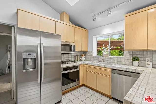 $1,549,000 | 3456 Veteran Avenue, Los Angeles, CA 90034