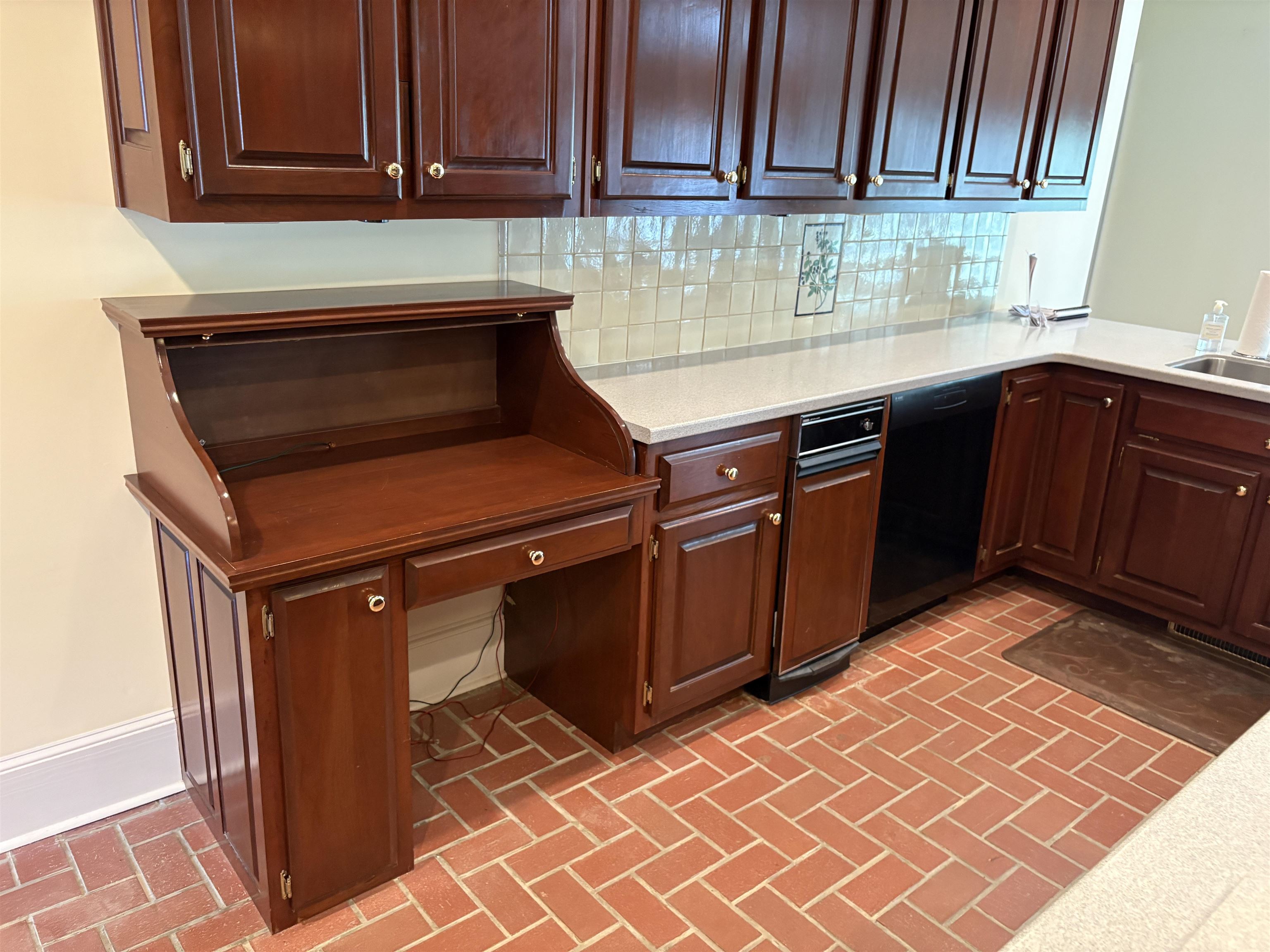 1200 Sand Ridge Bargerton Road Lexington, TN 38351 - Photo 25 of 40 a kitchen with stainless steel appliances granite countertop a sink stove and cabinets