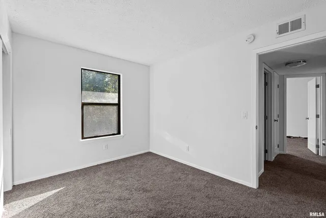 $425,000 | 3920 West 13th Street, Davenport, IA 52804