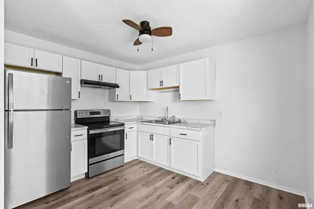 $425,000 | 3920 West 13th Street, Davenport, IA 52804