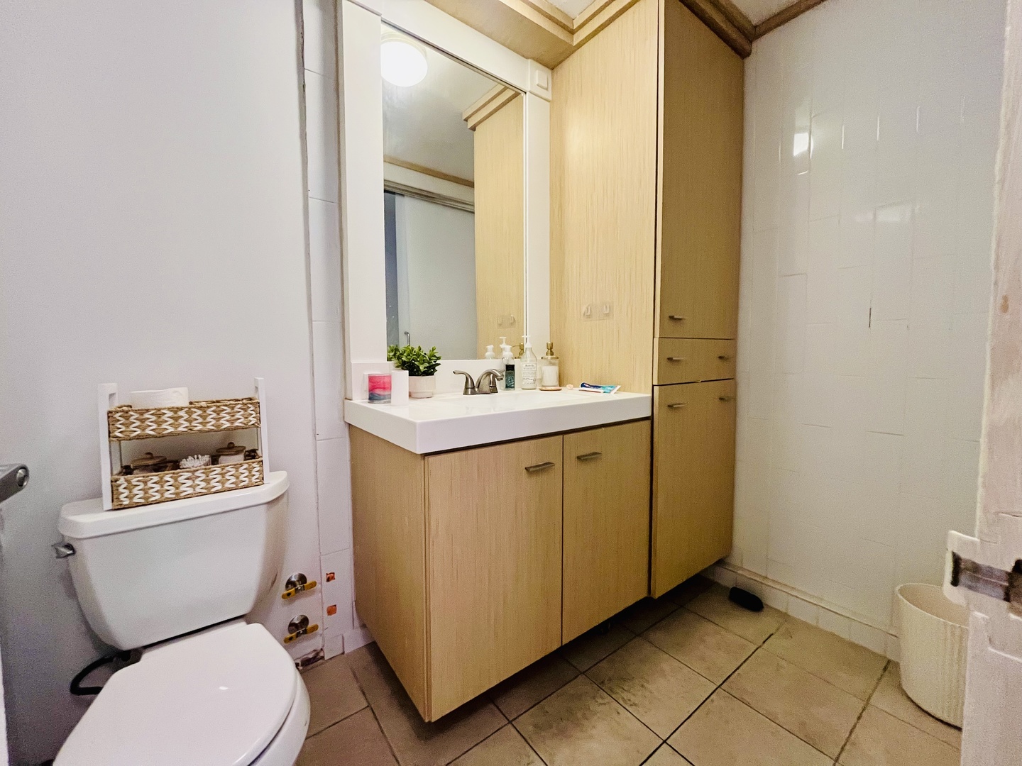 6301 North Sheridan Road, Unit 15C Chicago, IL 60660 - Photo 11 of 20