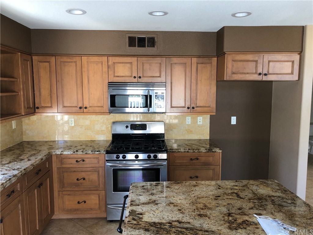 29 Montgomery Mission Viejo, CA 92692 - Photo 15 of 27