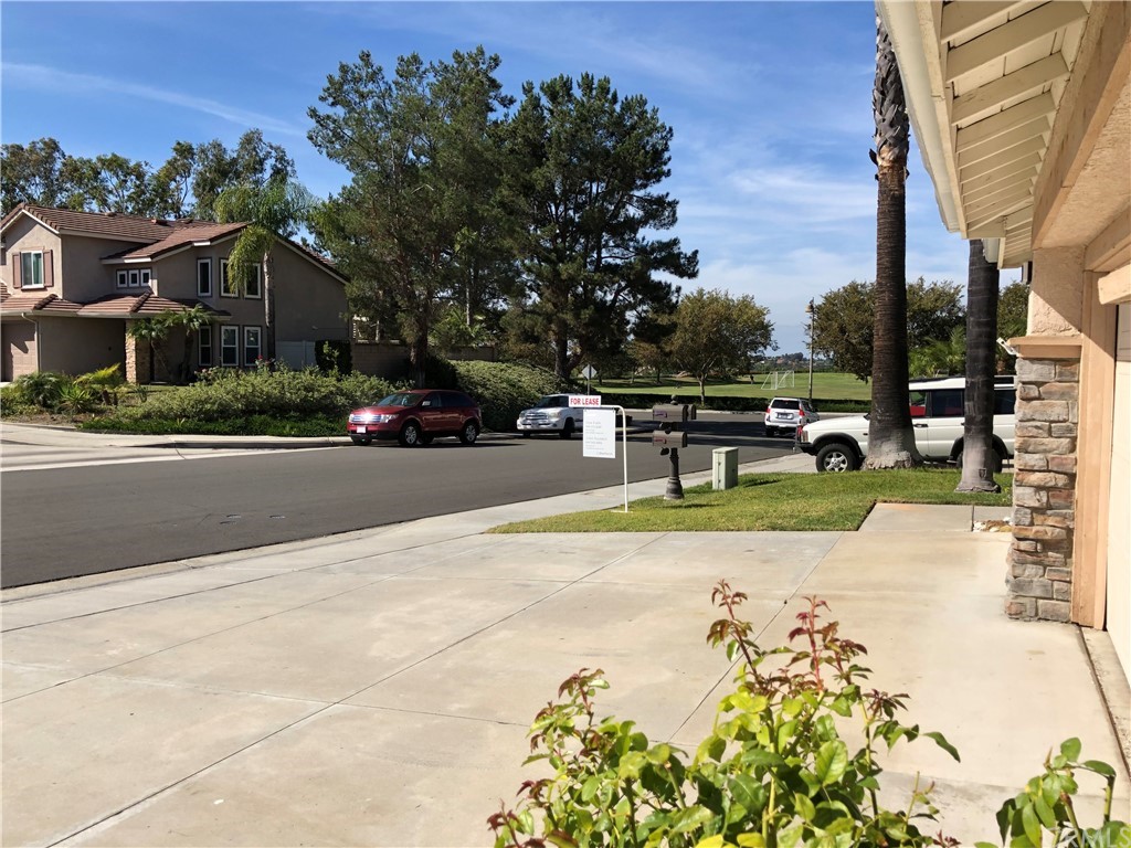 29 Montgomery Mission Viejo, CA 92692 - Photo 3 of 27