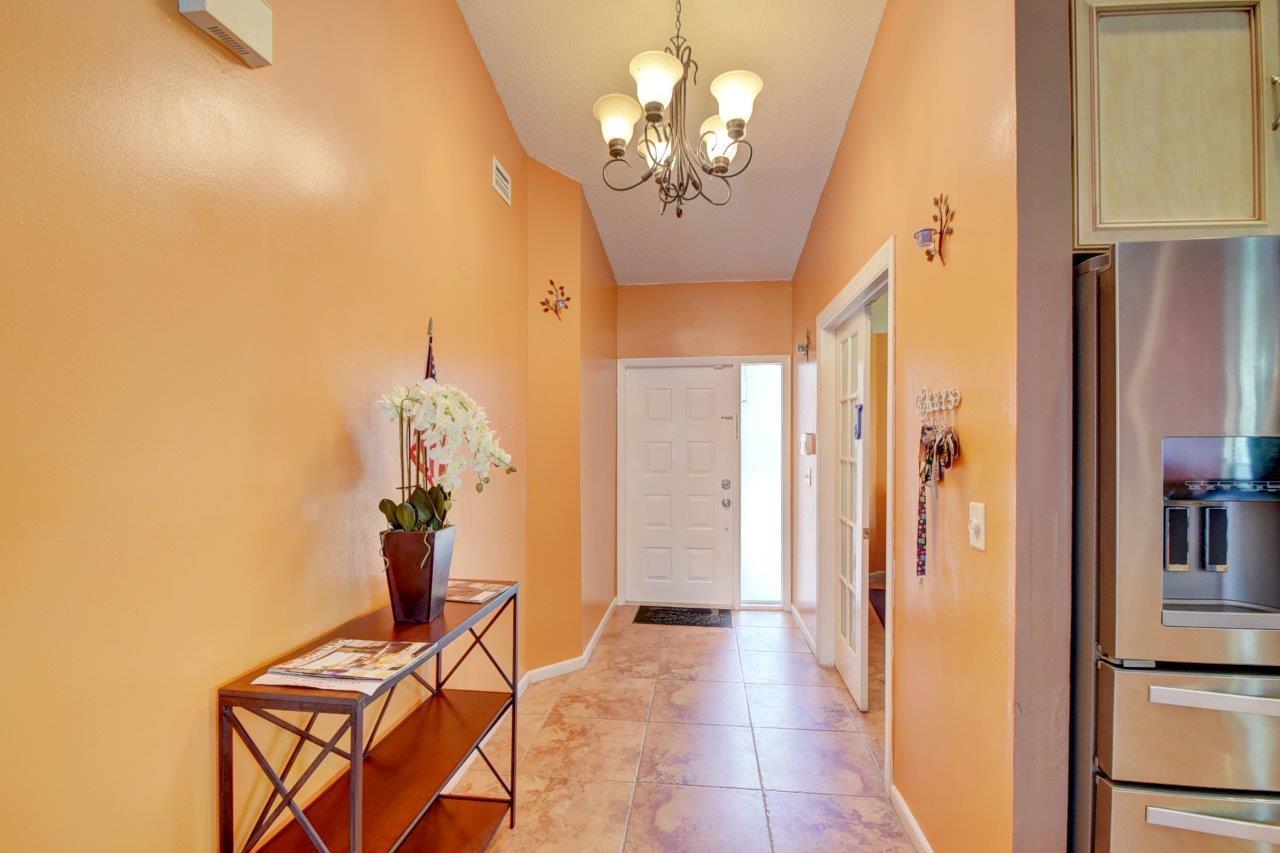 8545 Jared Way Boca Raton, FL 33433 - Photo 3 of 24 DSC_4914_5_6_7_8
