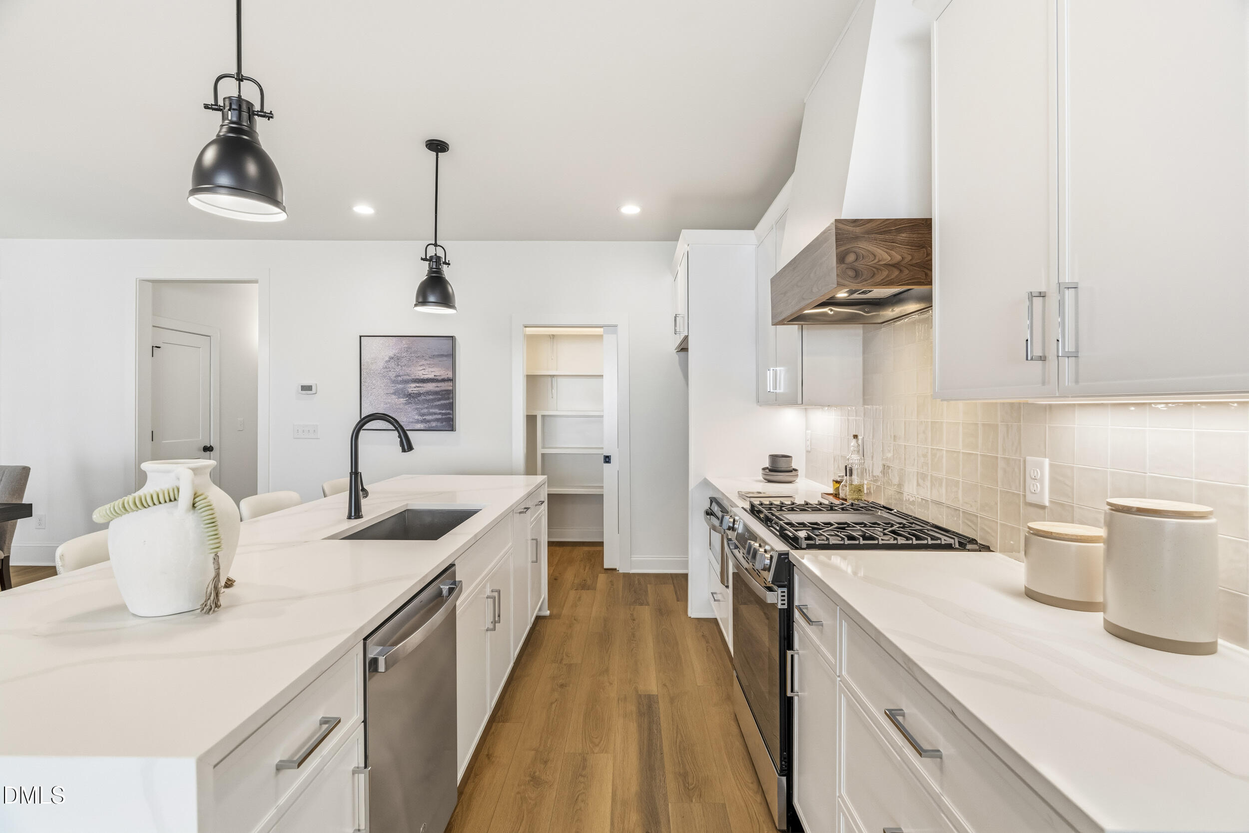 722 Powell Drive Raleigh, NC 27606 - Photo 23 of 45 20_dsc04525