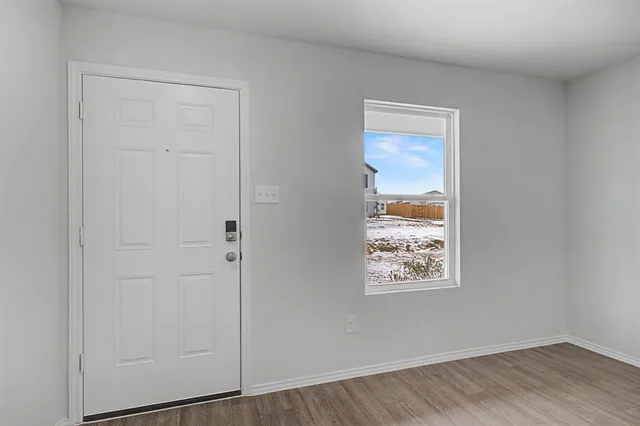 $2,150 | 212 Arbor Court, Granbury, TX 76048