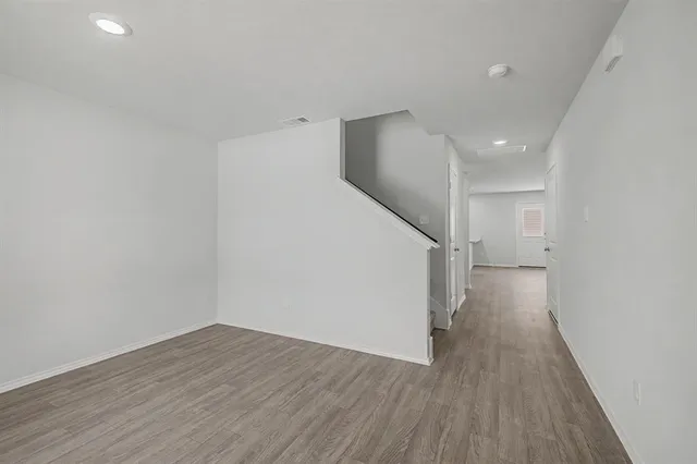 $2,150 | 212 Arbor Court, Granbury, TX 76048