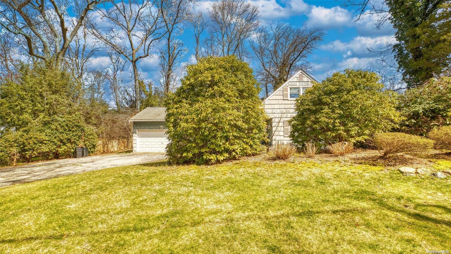 65 Woodchuck Hollow Road Cold Spring Harbor, NY 11724 - Photo 1 of 1 Gallery Image 1