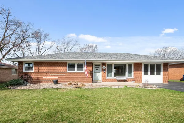 $322,000 | 11410 South Natchez Avenue, Worth, IL 60482