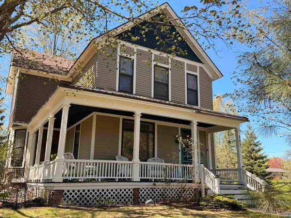 $295,000 | 303 East 5th Street, Washburn, WI 54891