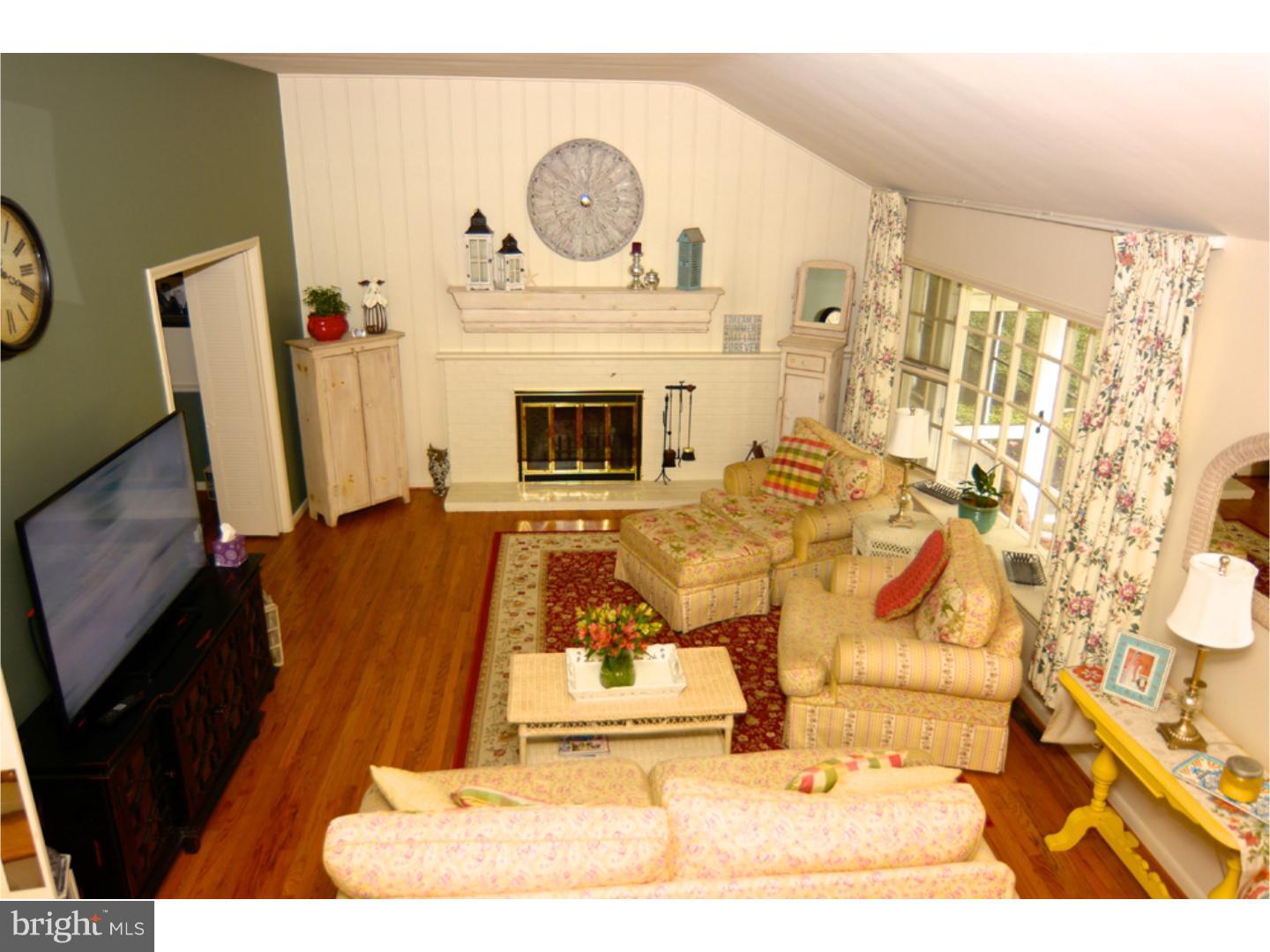 1706 Golf Road Reading, PA 19601 - Photo 4 of 24