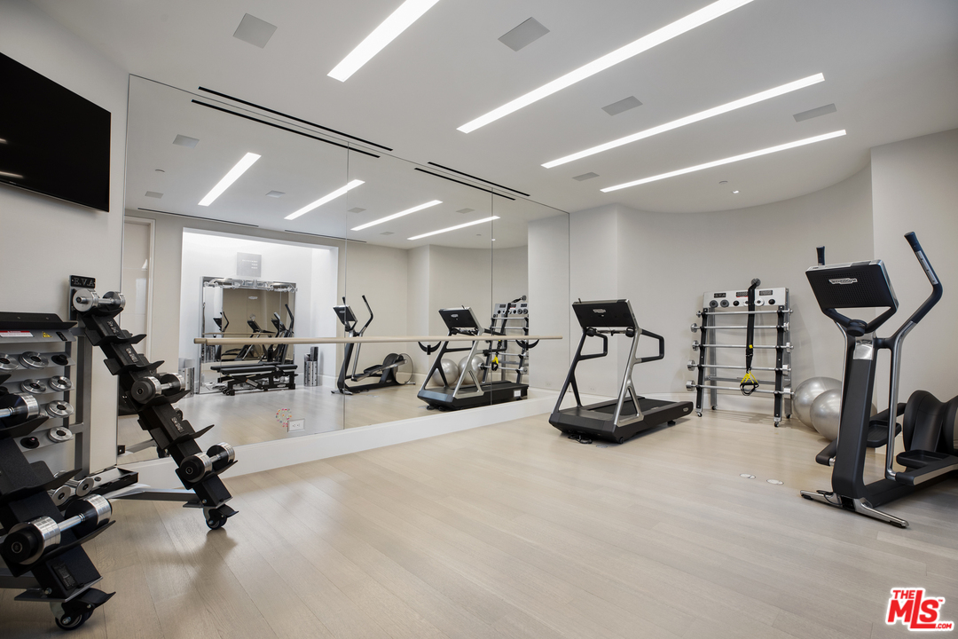 1108 Tower Road Beverly Hills, CA 90210 - Photo 37 of 52