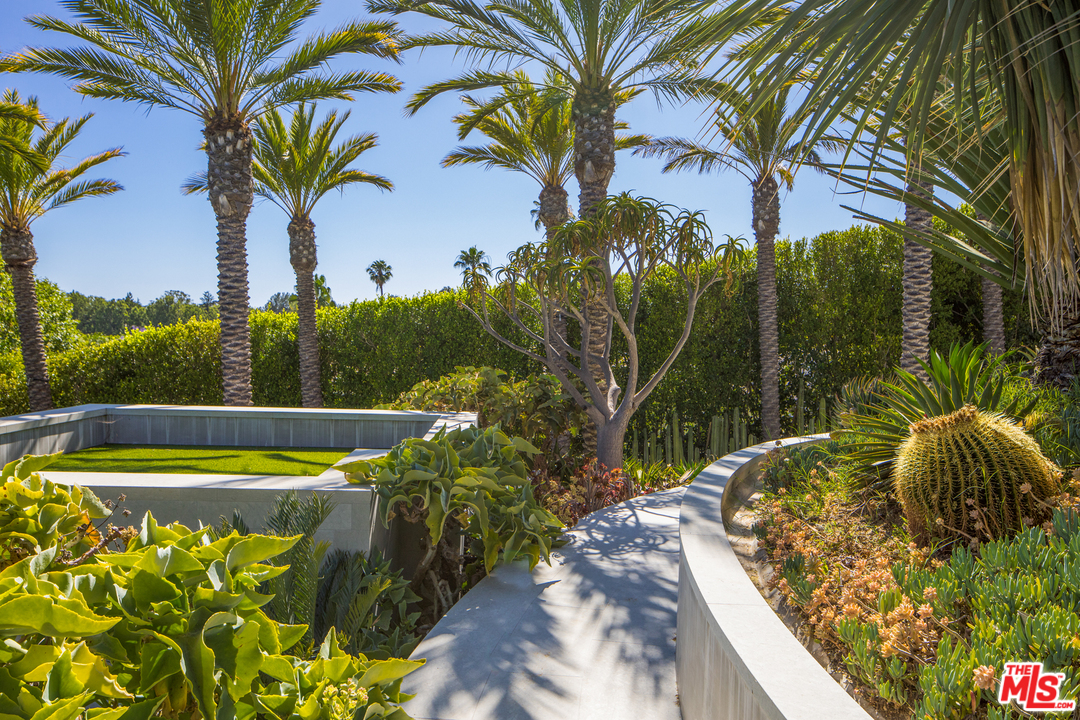 1108 Tower Road Beverly Hills, CA 90210 - Photo 49 of 52