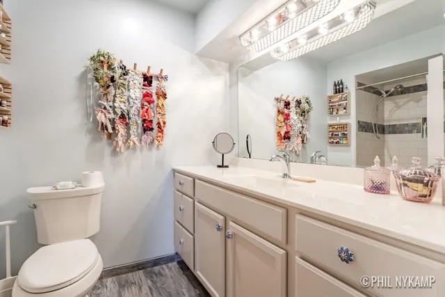 $395,000 | 1640 Karen Court, St. Joseph, MI 49085