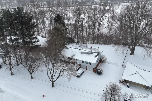 $395,000 | 1640 Karen Court, St. Joseph, MI 49085