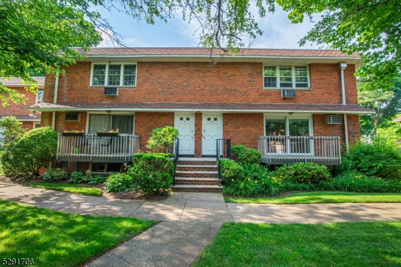 39 Harrison Avenue, Unit 9 Montclair, NJ 07042 - Photo 13 of 15