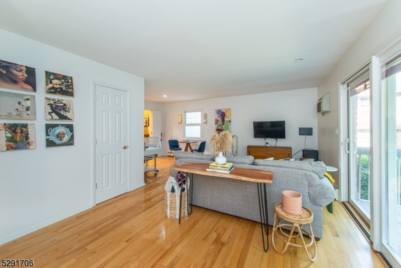 39 Harrison Avenue, Unit 9 Montclair, NJ 07042 - Photo 2 of 15