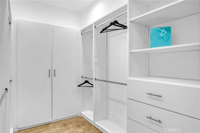 $1,195,000 | 17941 Emelita Street, Encino, CA 91316