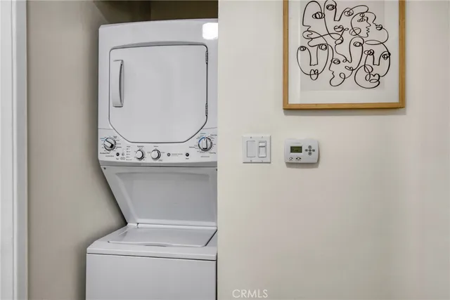 $1,195,000 | 17941 Emelita Street, Encino, CA 91316