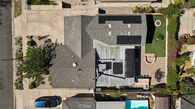 $1,195,000 | 17941 Emelita Street, Encino, CA 91316