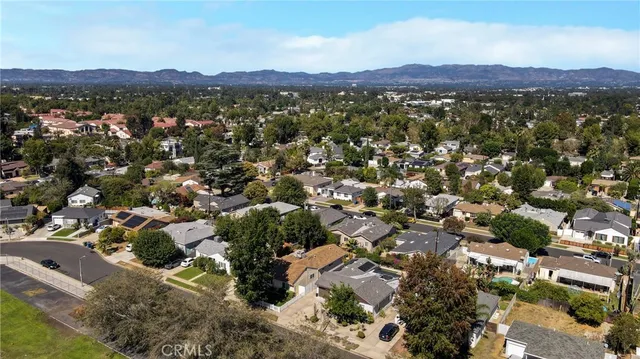 $1,195,000 | 17941 Emelita Street, Encino, CA 91316