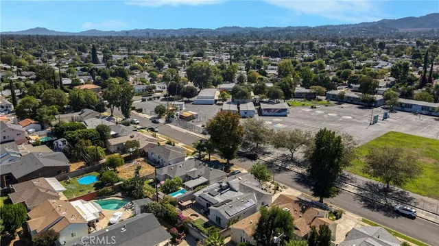 $1,195,000 | 17941 Emelita Street, Encino, CA 91316