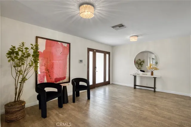 $1,195,000 | 17941 Emelita Street, Encino, CA 91316