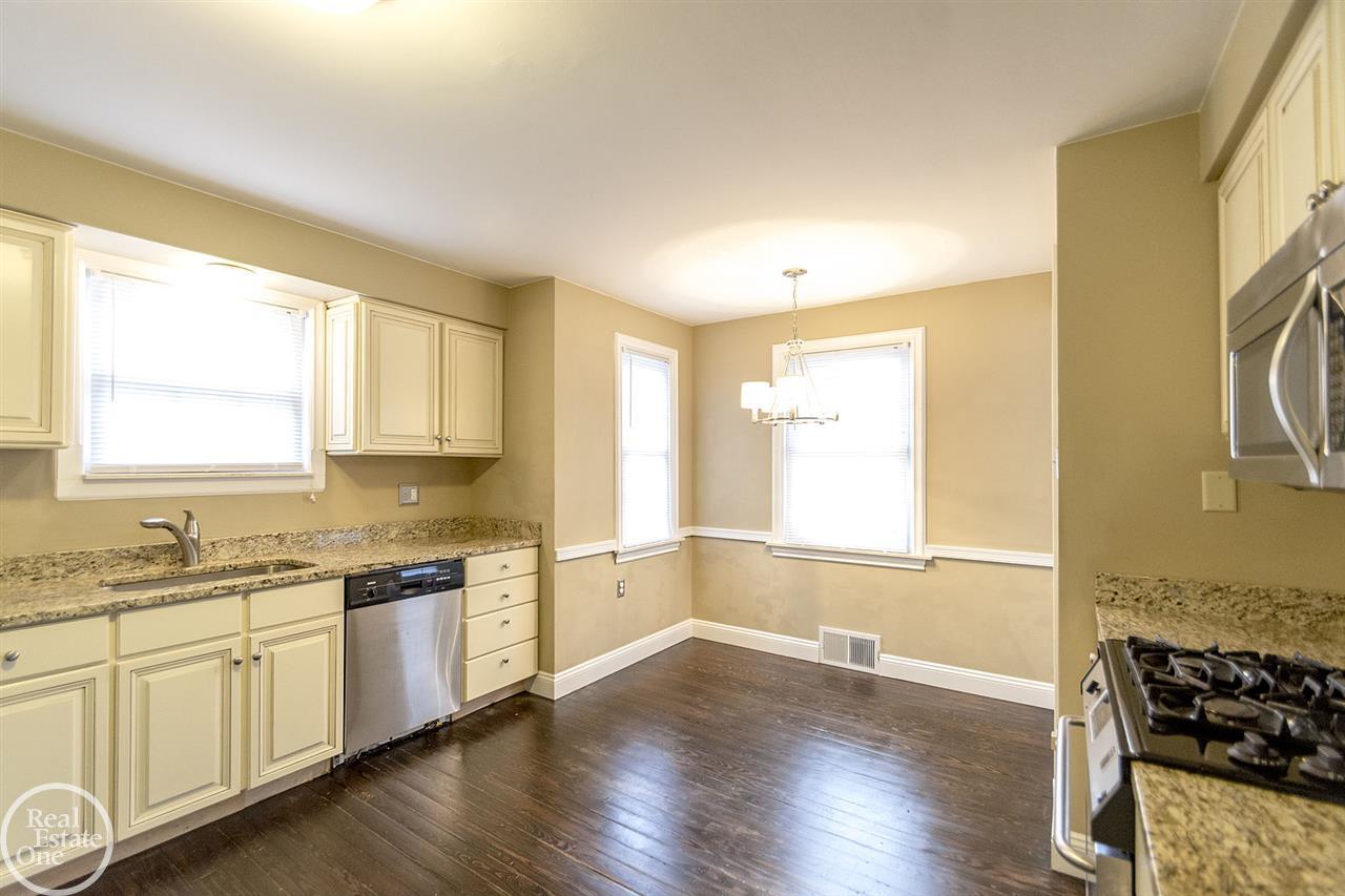 429 Moran Road Grosse Pointe Farms, MI 48236 - Photo 21 of 60