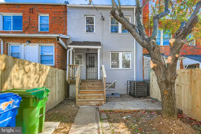 $227,500 | 2660 Park Heights Terrace, Baltimore, MD 21215