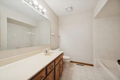 $325,000 | 18230 Tennessee Lane, Unit 220, Orland Park, IL 60467