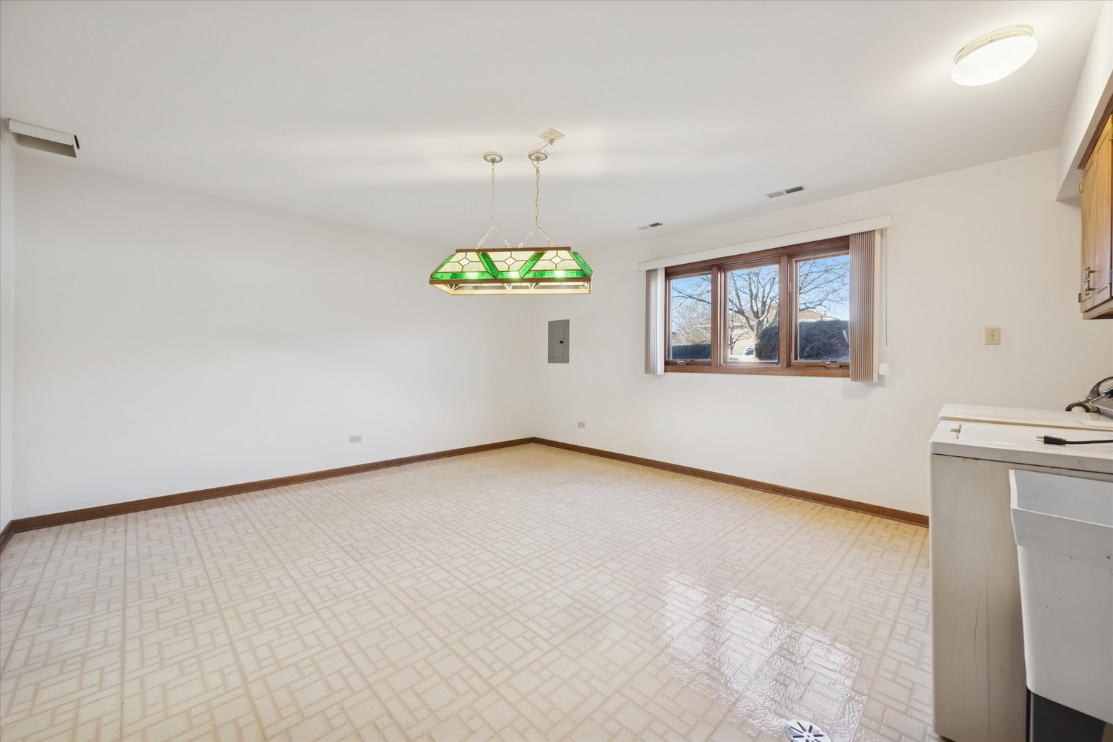 18230 Tennessee Lane, Unit 220 Orland Park, IL 60467 - Photo 13 of 19