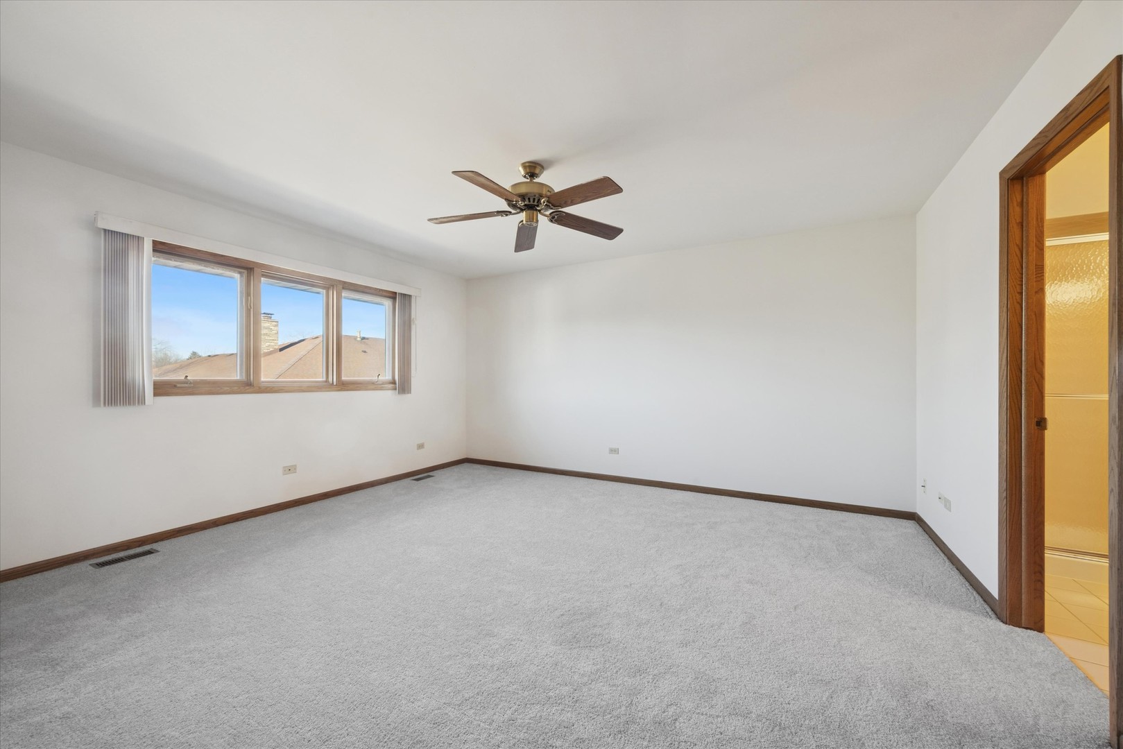 18230 Tennessee Lane, Unit 220 Orland Park, IL 60467 - Photo 9 of 19