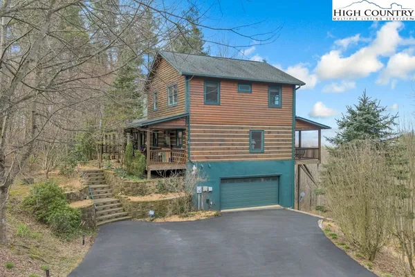 $869,000 | 672 Kalmia Lane, Boone, NC 28607