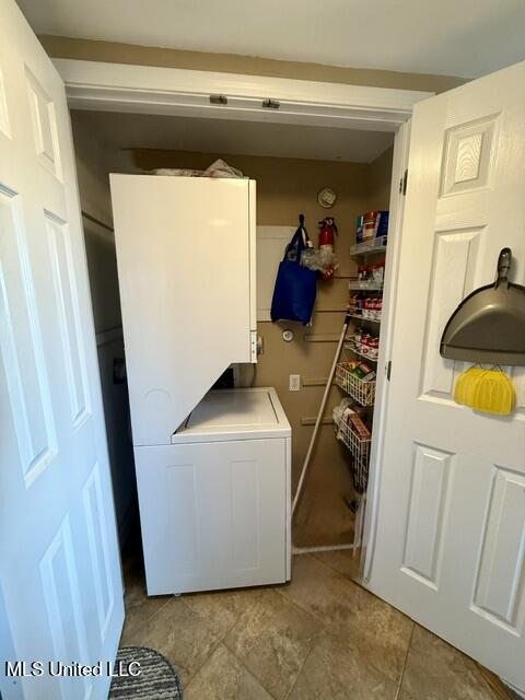 224 Molokai, Unit F Diamondhead, MS 39525 - Photo 22 of 23 IMG_2175