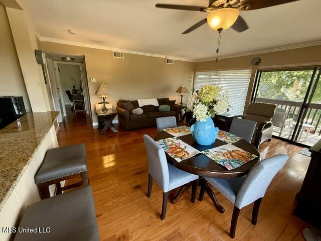 224 Molokai, Unit F Diamondhead, MS 39525 - Photo 4 of 23 IMG_2174