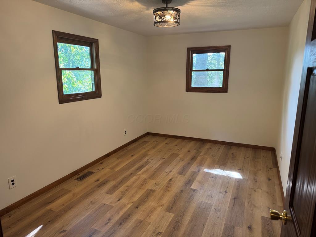 300 Core Road Frankfort, OH 45628 - Photo 4 of 33 BED 2
