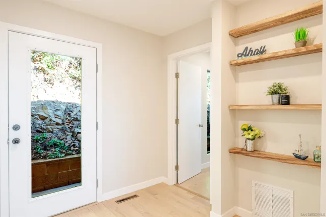 $1,350,000 | 4303 Sheldon Drive, La Mesa, CA 91941