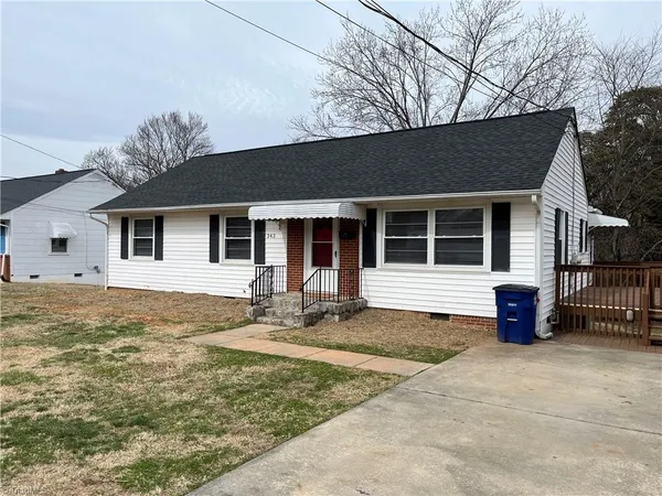 $1,695 | 343 Elmwood Drive, Winston-Salem, NC 27127