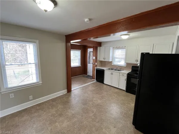 $1,695 | 343 Elmwood Drive, Winston-Salem, NC 27127
