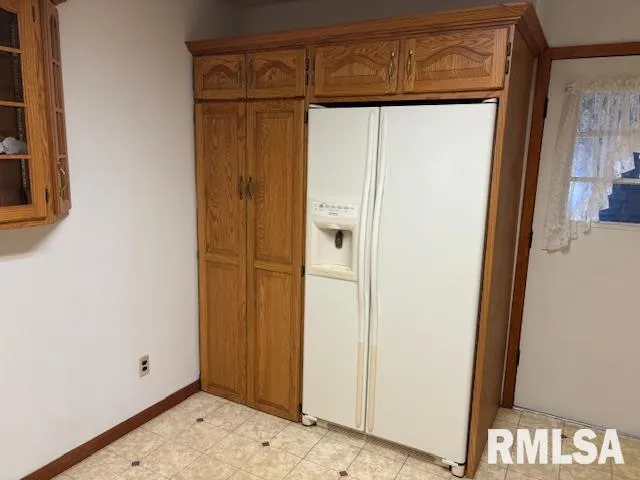 $249,000 | 32624 Route 111 Road, Modesto, IL 62667