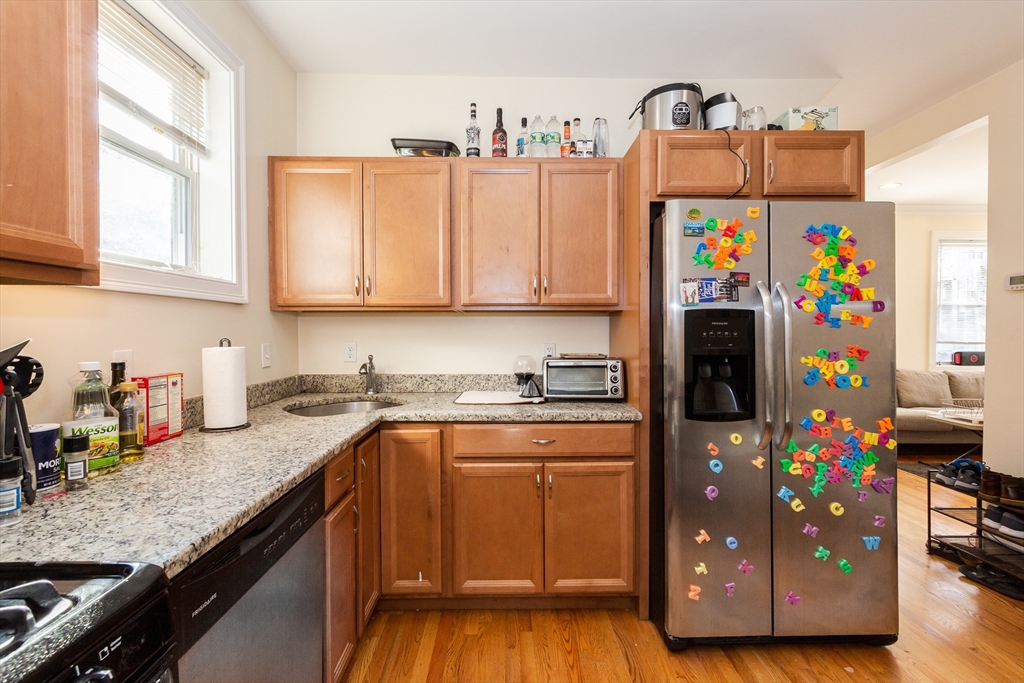 182 Calumet Street, Unit 182 Boston, MA 02120 - Photo 5 of 13
